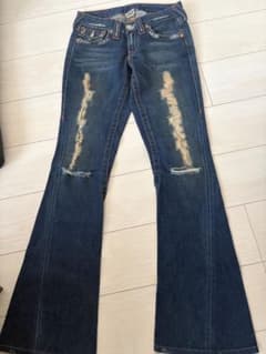 TRUE RELIGION JOEY デニムパンツ ダメージ加工のサムネイル