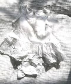 BABY GAP（ベビーギャップ） ロンパース 女の子 フリルのサムネイル