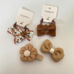 ベビーヘアピンお花とリボンベビーヘアゴム ヘアクリップ4セットのサムネイル