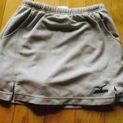 テニスのスコートのサムネイル