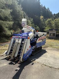 イセキ4条コンバイン　448 342時間 引き取り限定 イセキ4条コンバイン 448 342時間 引き取り限定 - メルカリ