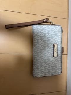 ♡*♡様 MICHAEL KORS 長財布 リストレット付きのサムネイル
