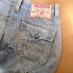 じゅん様専用 TRUE RELIGIONダメージジーンズのサムネイル