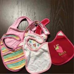 あん様専用。カーターズ、ベビザラス☆女の子♡スタイ5枚セットのサムネイル