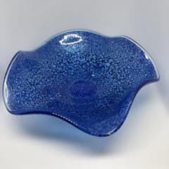【中古品】ハンドメイド ガラス器、ガラス皿 3点セット 三つ足 花瓶 琉球ガラス 3つ足のついた深皿 - メルカリ