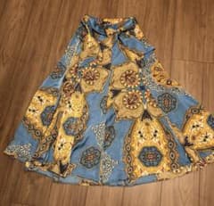 ZARA 即完売 ペイズリー柄ロングスカートのサムネイル