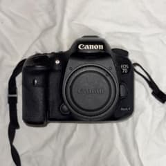 【訳あり】Canon EOS 7D Mark II デジタル一眼レフのサムネイル