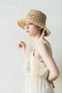 ORIENT MILLINERY PALOMAラフィア100% レース編みハットのサムネイル