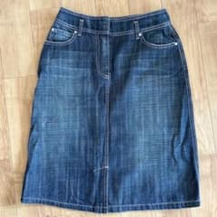 【本日まで値下げ】レナランゲ　デニムスカートのサムネイル