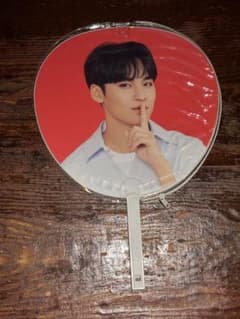 SEVENTEEN MINGYU うちわ - メルカリ