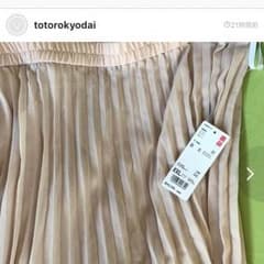 UNIQLOプリーツスカートのサムネイル