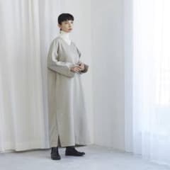 【foufou】neutral v neck one pieceのサムネイル