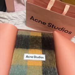 Acne Studios チェック柄マフラーのサムネイル