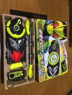 DX飛電ゼロワンドライバー　大人用延長ベルトのおまけ付きのサムネイル