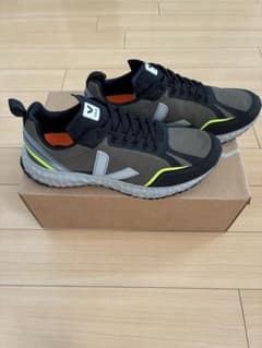 未使用品VEJA CONDORスニーカー カーキ系のサムネイル