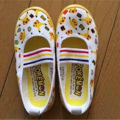 ポケモン ピカチュウ上靴のサムネイル