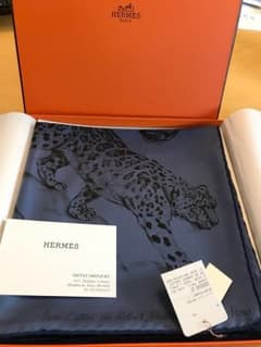HERMES エルメス スカーフのサムネイル