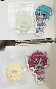 まねきねこらきすたコラボみなみとゆたかのミニアクリルスタンド2点セットのサムネイル