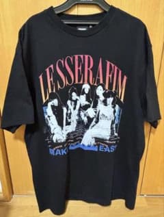 LE SSERAFIM グッズ Peaches Tシャツ 新品 ルセラフィム LE SSERAFIM Peaches Tシャツ ルセラフィム - メルカリ