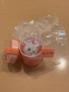 オレンジ カプセルトイ プラスチックカプセルのサムネイル