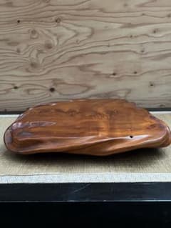 屋久杉 天然木 一枚板の装飾テーブル 脚付 花台 フラワースタンド