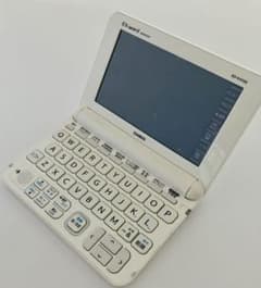 【値下げ】電子辞書　CASIO EX-word XD-K4700のサムネイル