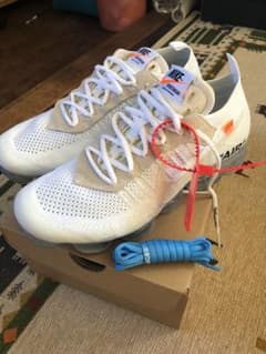 NIKE off-white ヴェイパーマックスのサムネイル