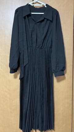ブラックシャツワンピース・ロングのサムネイル