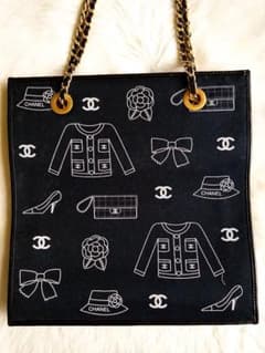 激レア CHANEL アイコンプリント チェーンバッグ 激レア CHANEL アイコンプリント チェーンバッグ - メルカリ