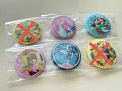 ころぱん様 ディズニー 刺繍缶バッジ 4種セットのサムネイル