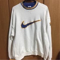 NIKE トレーナーのサムネイル