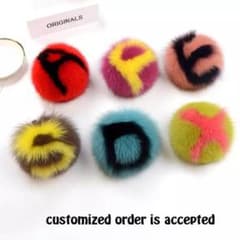 15cmBIGイニシャルフォックスファーチャームのサムネイル