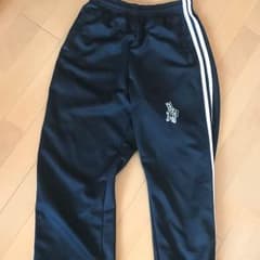 KRY ジャージパンツ 美品のサムネイル