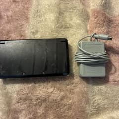 Nintendo 3DS ブラック 動作確認済みと充電器のサムネイル