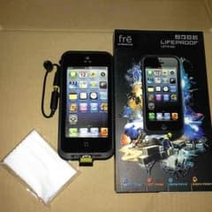iPhone5用ケース！！防水・防塵のサムネイル