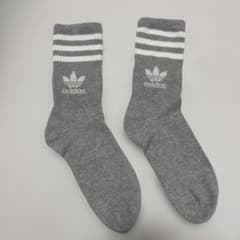 adidas グレー ストライプ ソックスのサムネイル