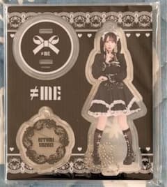 鈴木瞳美 デート前夜レクイエム アクリルスタンド 缶バッジのサムネイル