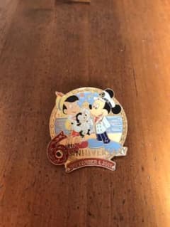 ディズニーシーピンバッジのサムネイル