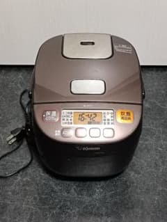 ZOJIRUSHI 象印 マイコン炊飯器 3合炊き NL-BT05のサムネイル
