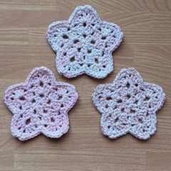 コースター　桜　ピンク系　3枚セット　ハンドメイドのサムネイル