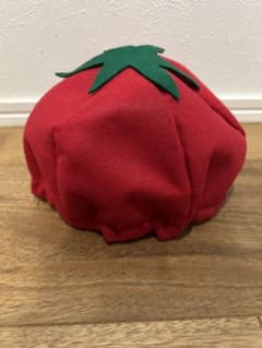 ハンドメイド　トマト帽のサムネイル