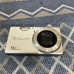 CASIO EXILIM EX-ZS28デジタルカメラ 本体 - メルカリ
