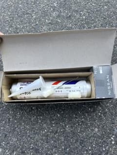 自動車ガラス接着剤のサムネイル