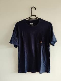 ユニクロ　ミッキーワンポイントTシャツ Mサイズ