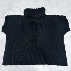 ISSEY MIYAKE me プリーツ フロントストラップブラウス h754 m11773913086_1.jpg?1784623284