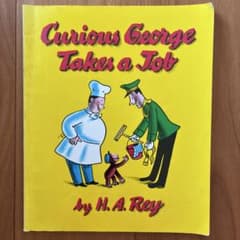 Curious George Takes a Job 洋書 絵本のサムネイル
