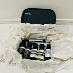 【最終価格・新品未使用】Aesop イソップ トラベルセット ポーチ付のサムネイル
