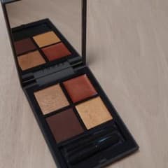 THREE ディメンショナルビジョンアイパレットのサムネイル