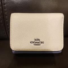 COACH  3つ折り財布のサムネイル