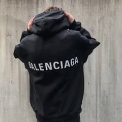 BALENCIAGA バックロゴプリントパーカー Sサイズのサムネイル